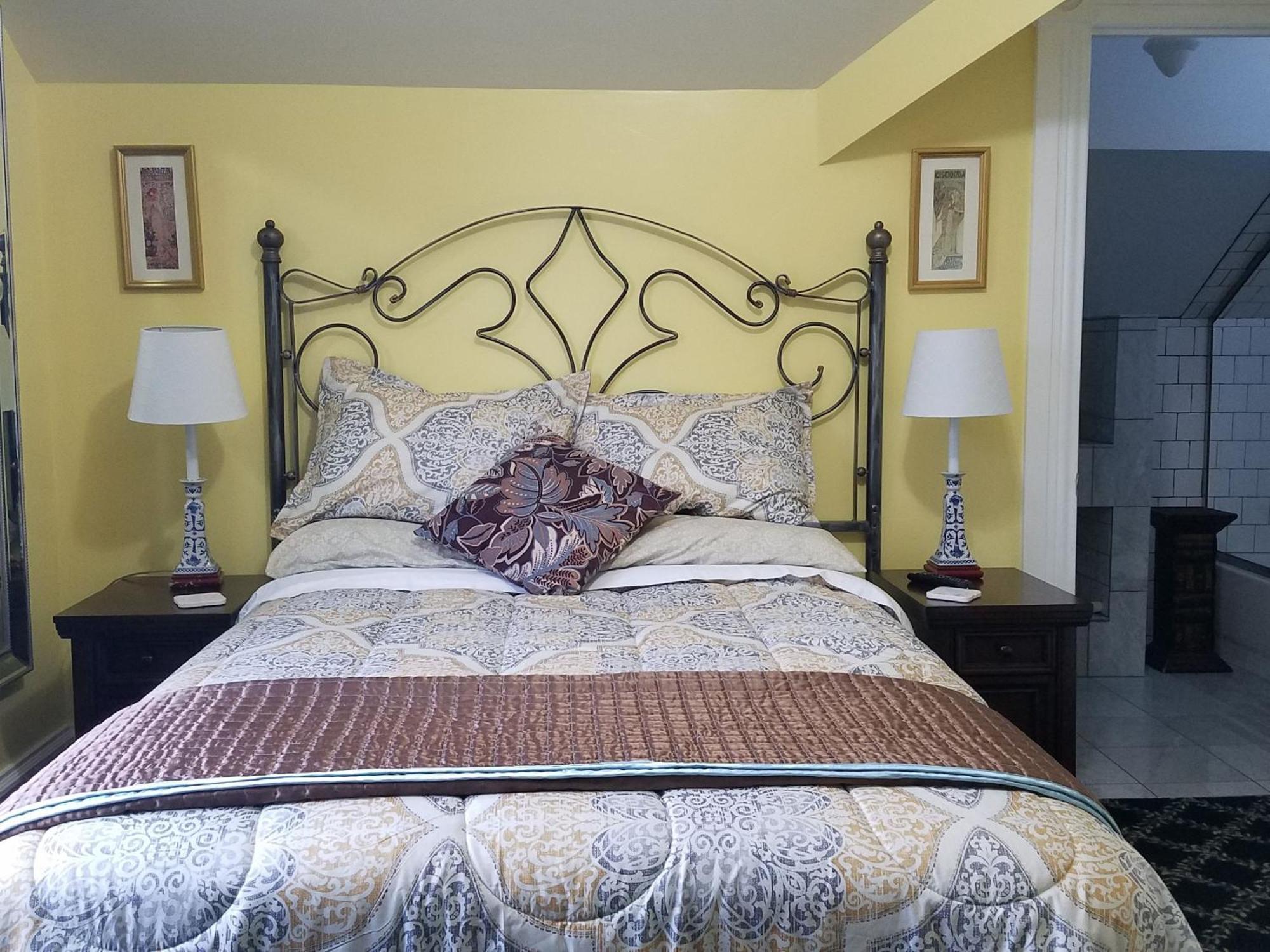 Abbey House Inn (Adults Only) Winters エクステリア 写真